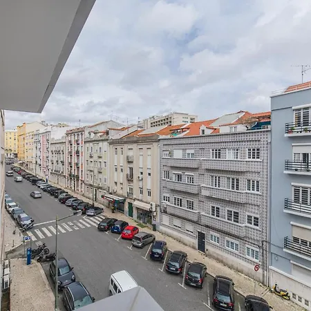 15 - Mulberry Hill Lisboa